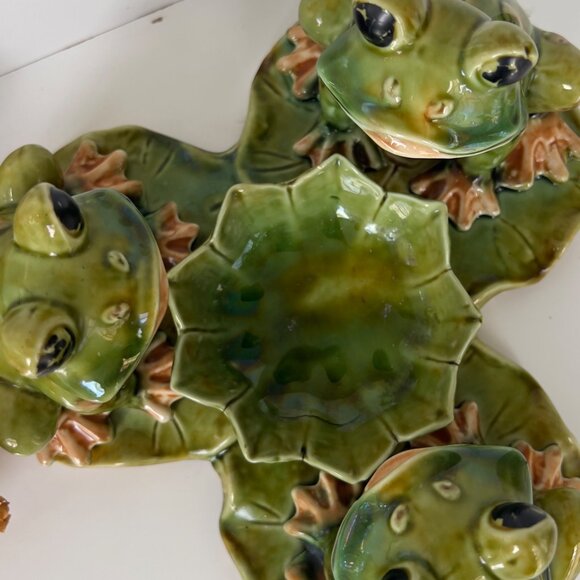 Vintage Ceramic Frog Trio Candy Dish/Trinket Holder Green 7" Wide Collectible Ho - Picture 3 of 7